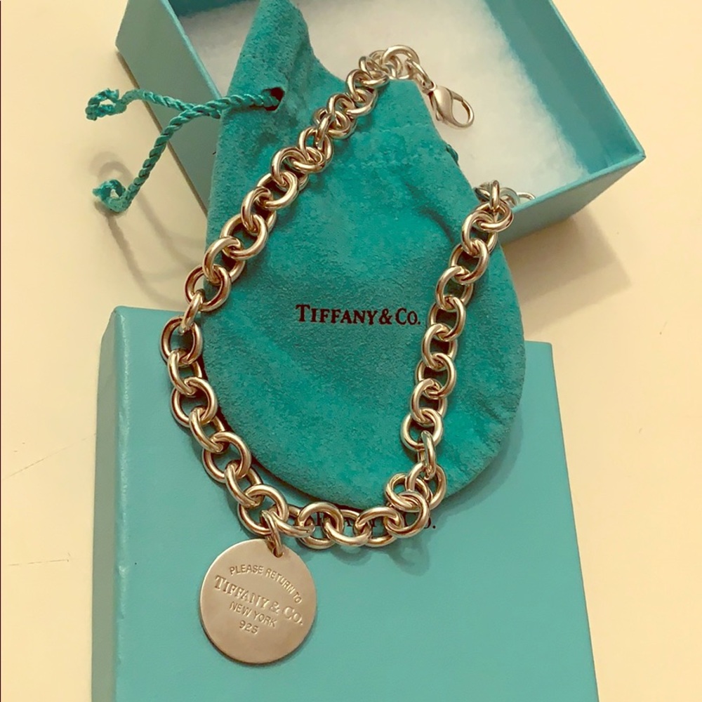 Tiffany &Co .925 sterling silver necklace